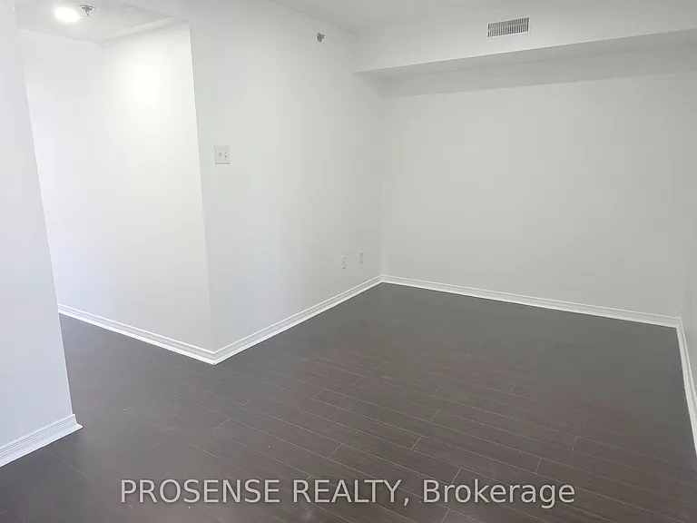 9699 Jane St #13 — Photo 20