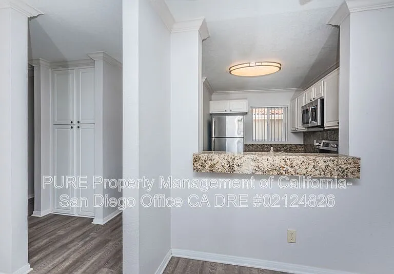 7405 Charmant Dr #2122 — Photo 6