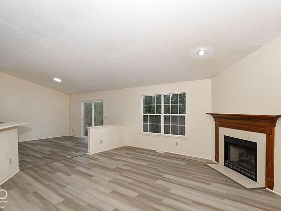 2nd image of 7575 Monterey Cir