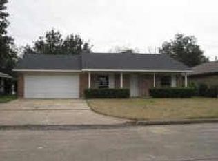 1421 Miles St, Rosenberg, TX 77471