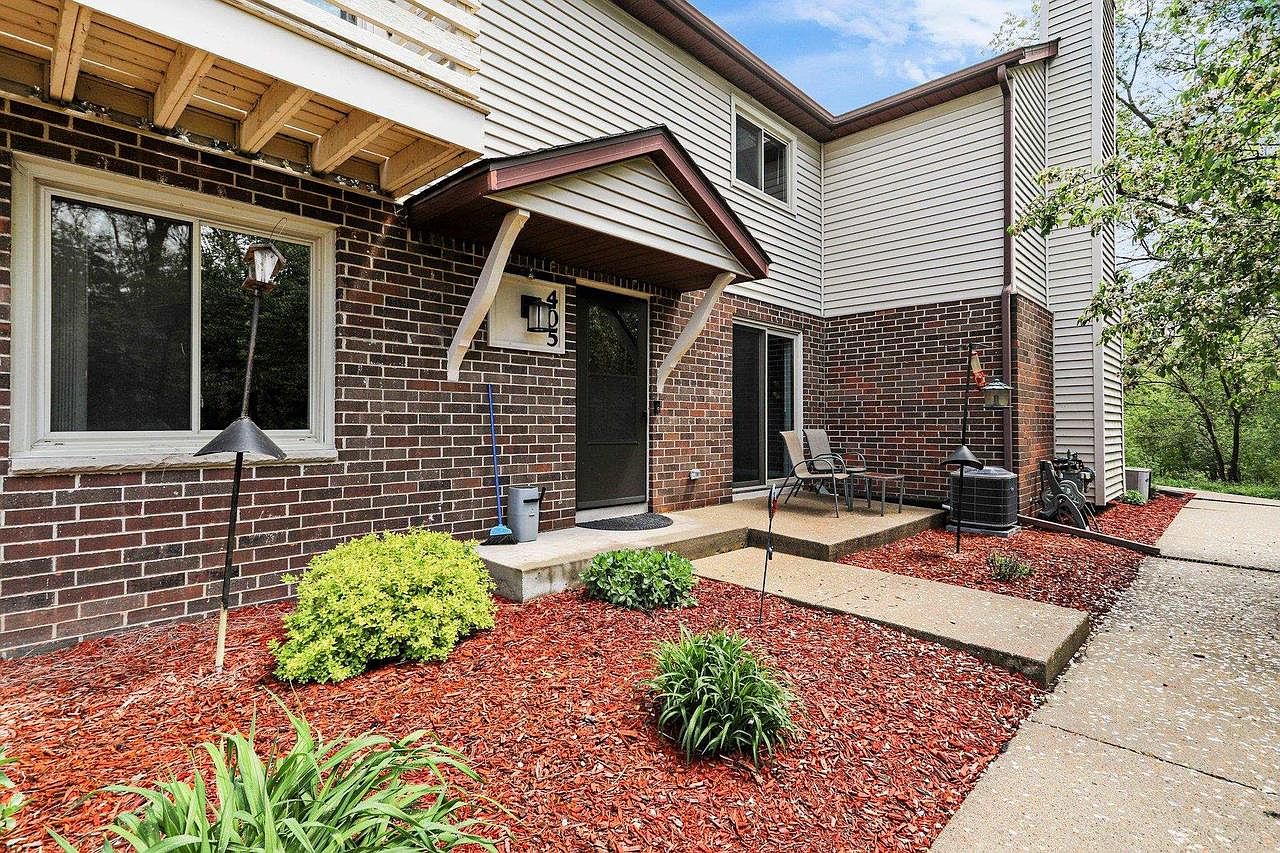 405 Roby Road, Stoughton, WI 53589 Zillow