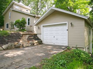 12 Hemlock Rd, Andover, NJ 07821