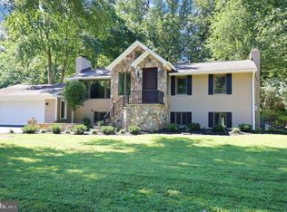 12009 Waples Mill Rd, Oakton, VA 22124