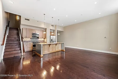 509 Bogart Pl #203 Photo 1