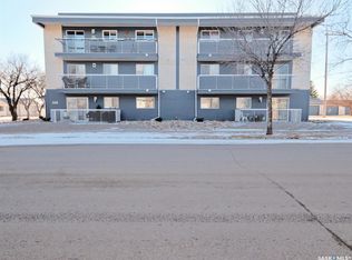 305 1st St W #201, Rosetown, SK S0L2V0