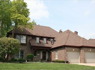 212 E 57th St, Westmont, IL