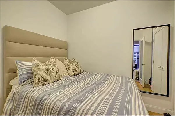 Rented by Bond New York | media 5