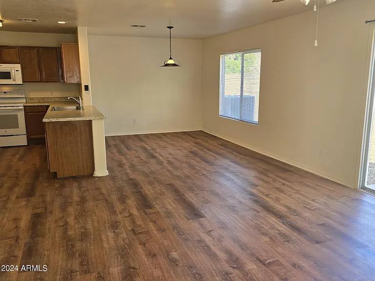 12012 W Rosewood Dr — Photo 6