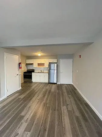 203 12th Ave — Photo 6