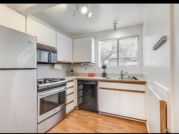 2nd image of 12509 SE 30th St