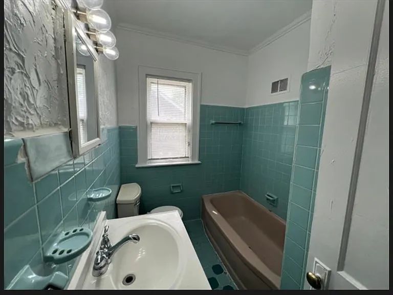 8237 Kentucky St #1 — Photo 9