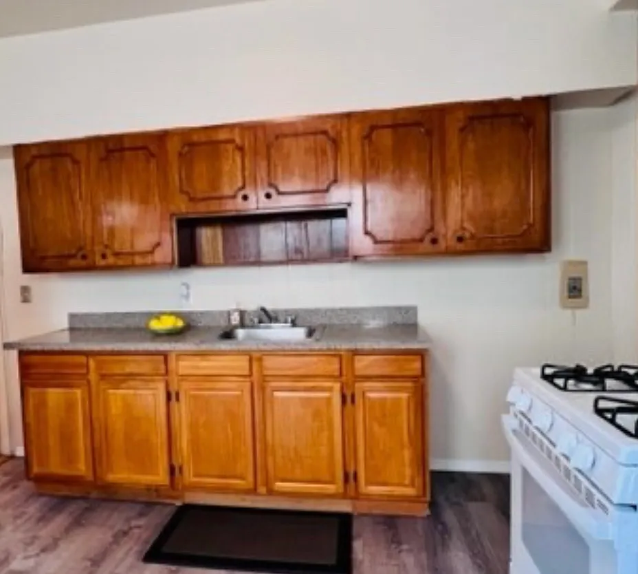 2 bed, $2,495 — Photo 2