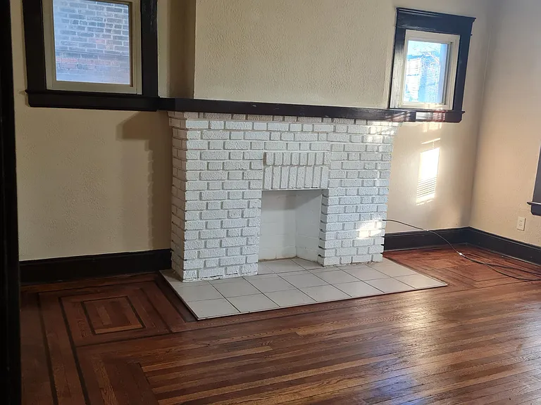 11124 Clifton Blvd #2 — Photo 3