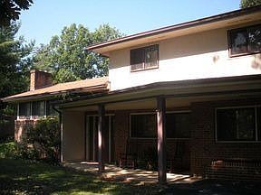 1st image of 243 Plymouth Dr