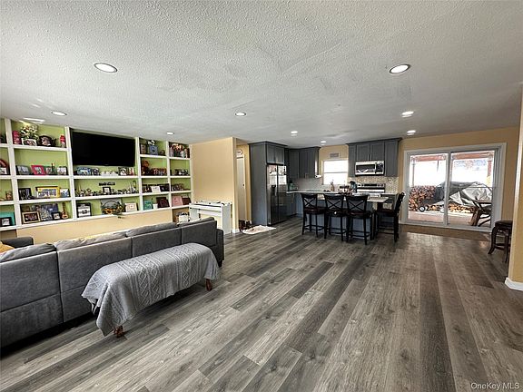 5th image of 16 John Gray Road