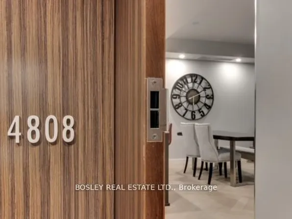 180 University Ave #4808, Toronto, ON M5H 0A2