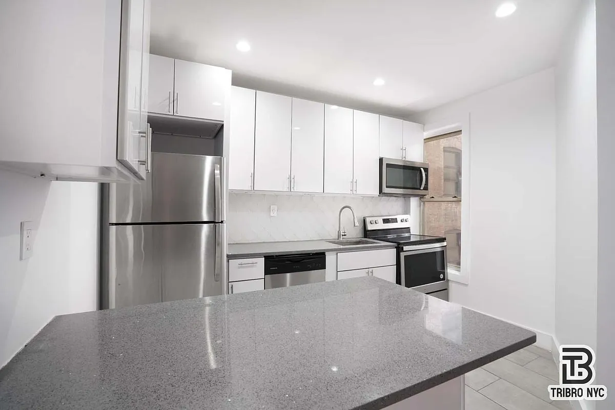 Building Photo - 421 W 141st St #2A