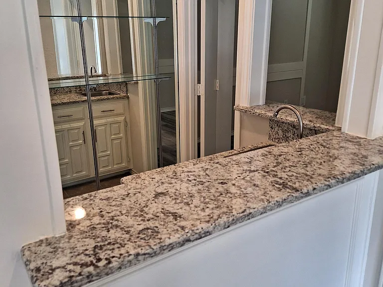 6423 La Manga Dr — Photo 6