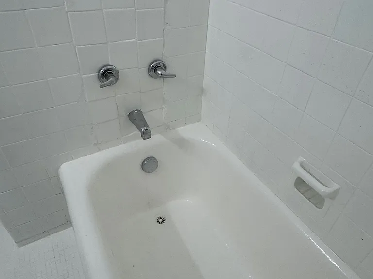 Separate tub in each unit