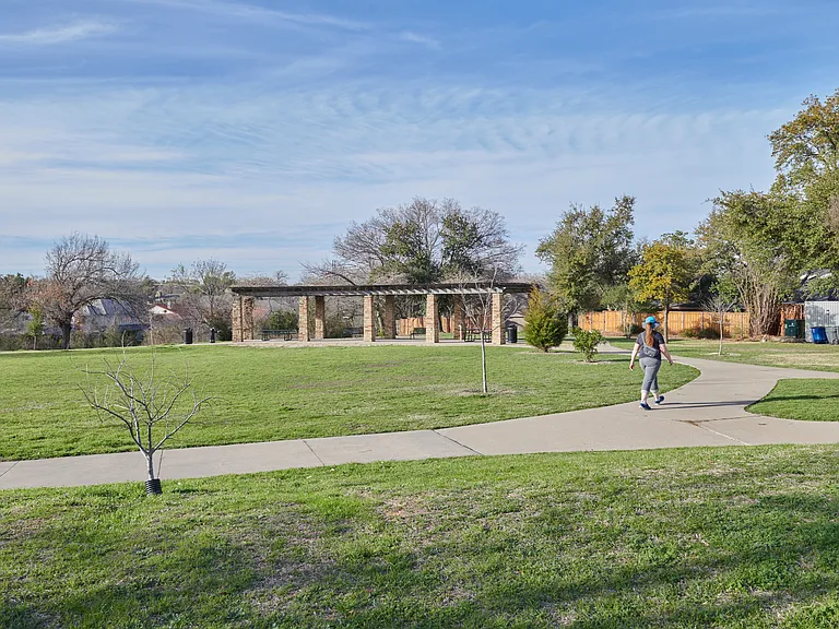 10714 Pagewood Dr — Photo 30