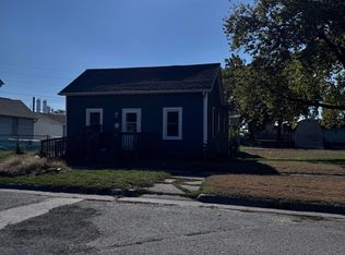 1718 Miles Ave, Muscatine, IA 52761