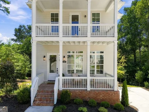 3060 Kara Ct, Roswell, GA 30076