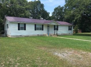 129 Poplar Rd, Dixons Mills, AL 36736