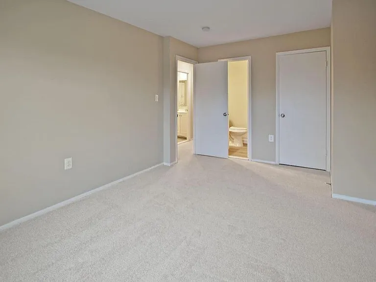 6206 Dimrill Ct — Photo 11