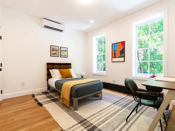 72 Verandah Place image 10 of 18