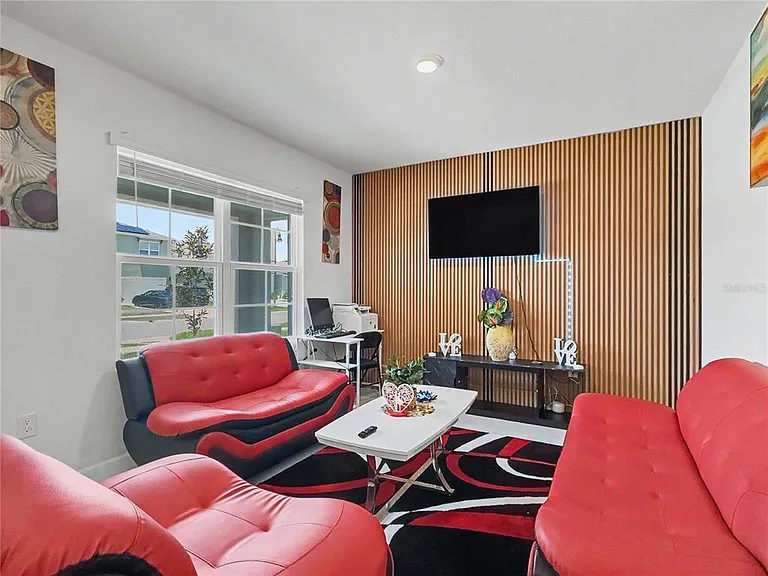 2085 Doe Run Dr — Photo 9