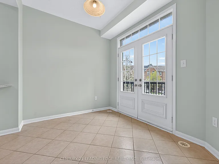 64 Ferguson St — Photo 22