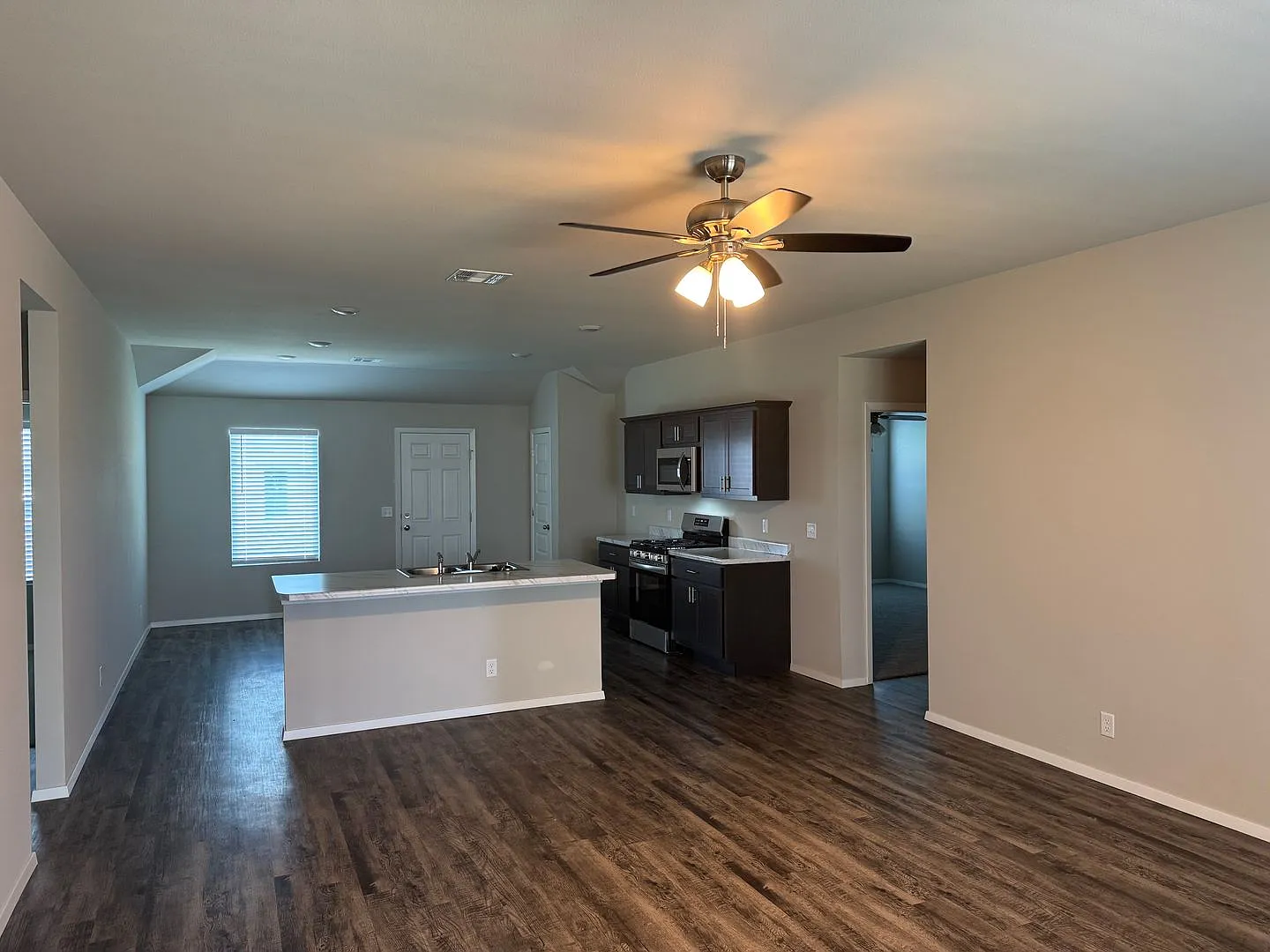 1 year old - 4 bedroom 2 bath in Broken Arrow — Photo 2