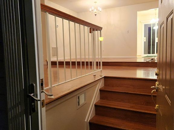 Entrance to Living & Dining areas