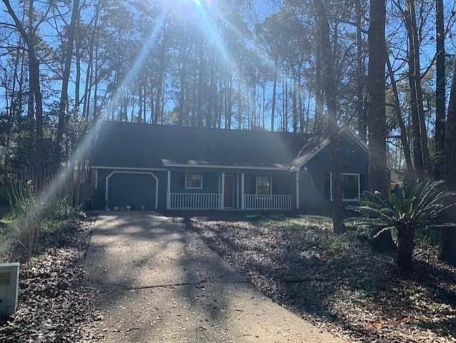 Building Photo - 8227 Chickasaw Trl