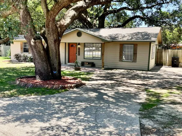 2030 Elaine Cir, Pensacola, FL 32504