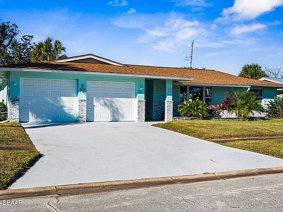 3rd image of 33 Sunny Beach Dr