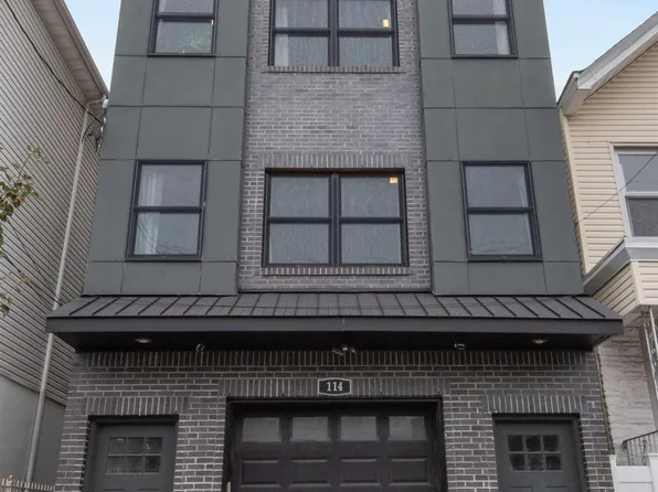 114 Bleecker Street image 21 of 24