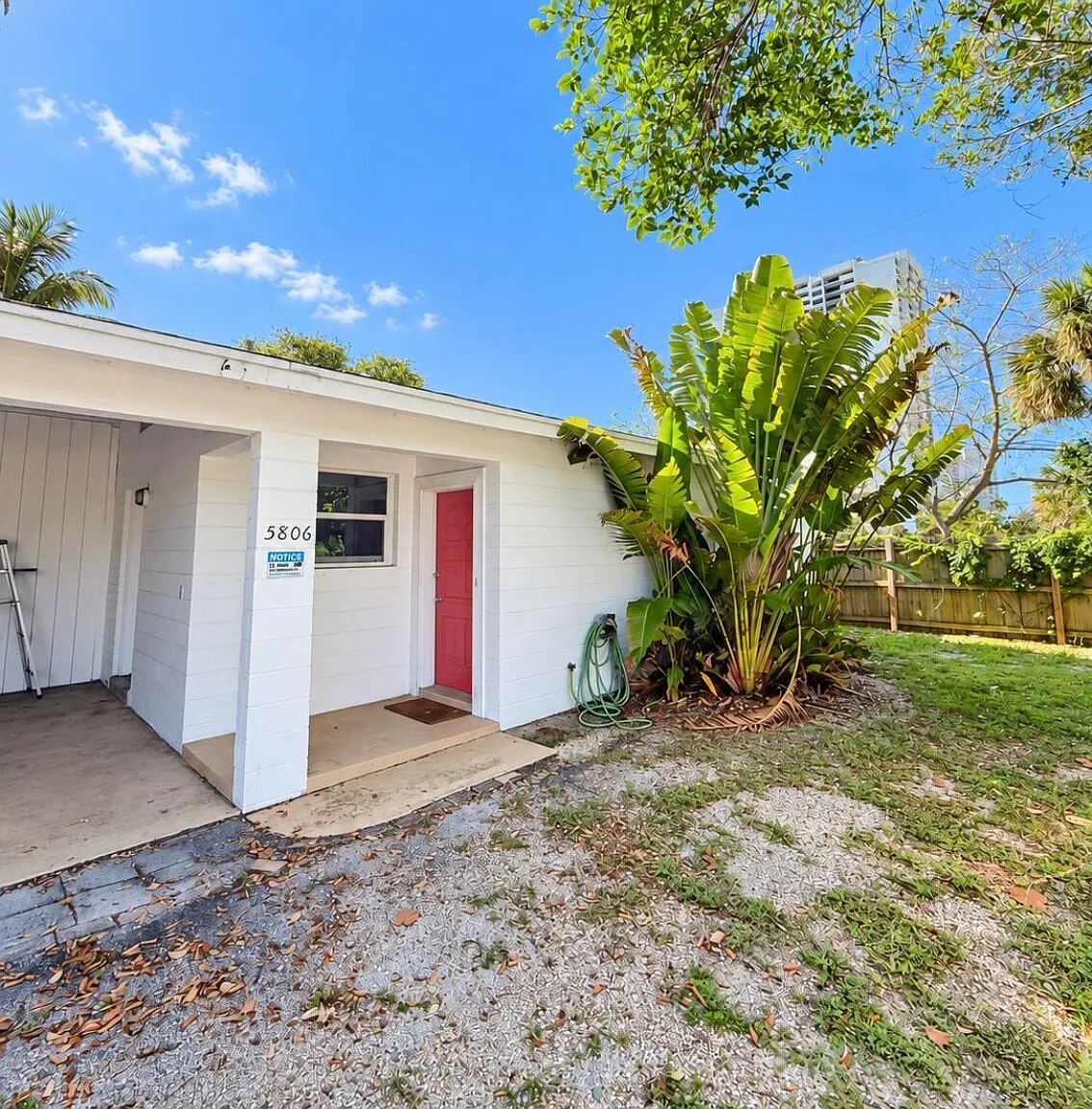 2 bed, 1.0 bath, 1139 sqft, $2,995 — Photo 1