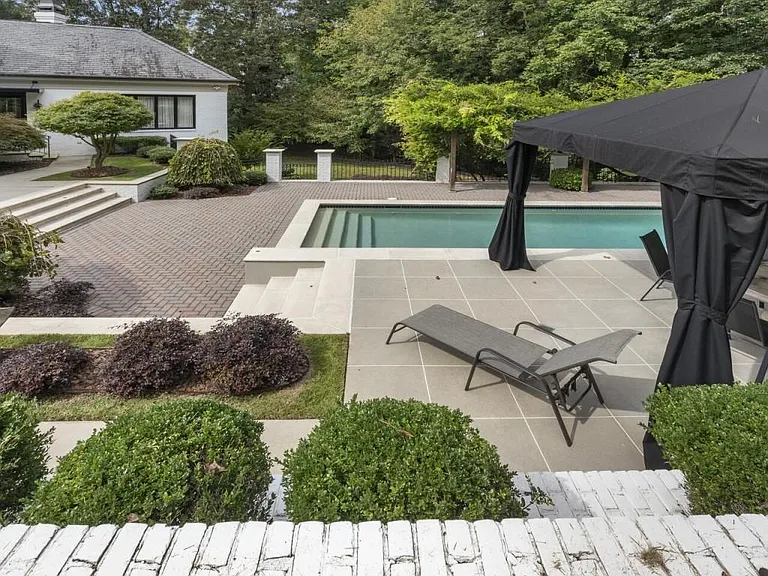 997 Davis Dr — Photo 112