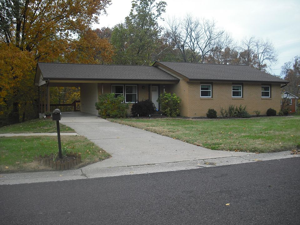 1st image of 705 Woodridge Dr