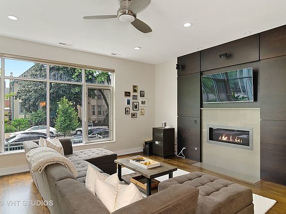 3rd image of 2109 N Campbell Ave #1S