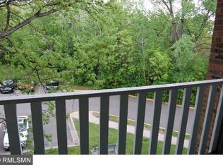 1601 N Innsbruck Dr APT 386, Minneapolis, MN 55432