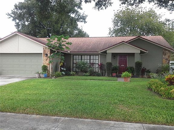 2nd image of 2924 Hickory Creek Dr