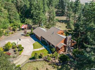 33880 Sunnyview Dr NE, Albany, OR 97322