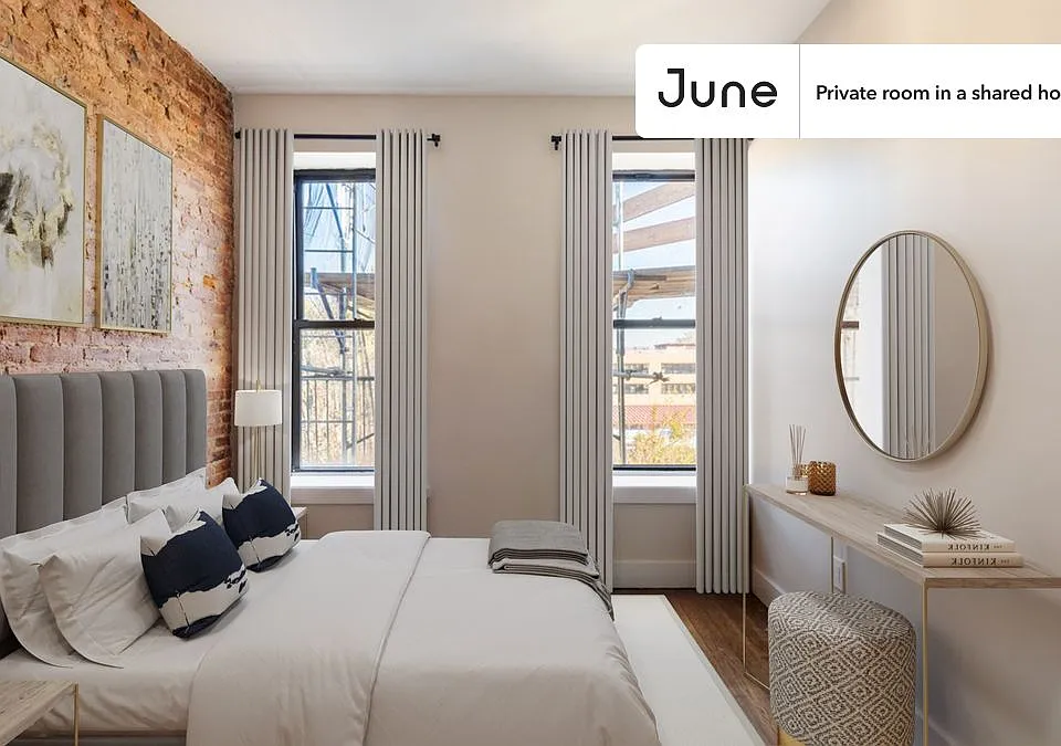 1131 Broadway #C