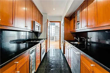 Rented by (Legacy) Elegran