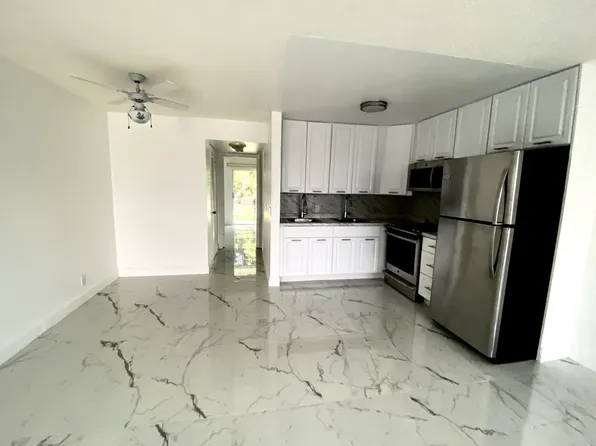 341 Windsor N, West Palm Beach, FL