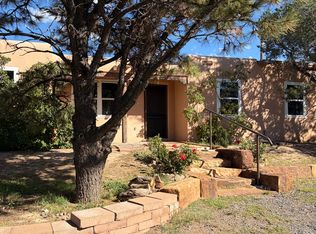 4 Tapia Ests, Santa Fe, NM 87508