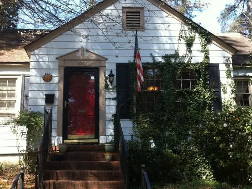 1004 Pine Hill Rd