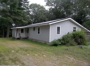 11 Church St, Grand Lake Stream, ME 04668